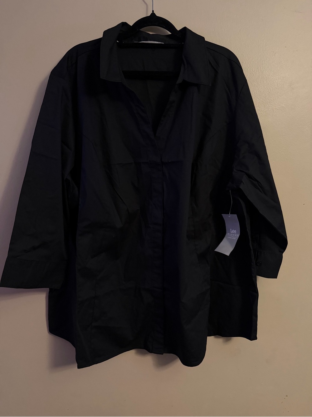 Lee Women’s Black Button-Up Shirt